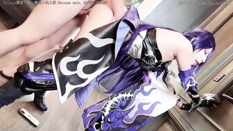 崩坏里的性感coser Acheron：星轨让狗他妈到高潮