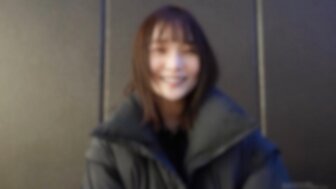 FC2PPV4664973 他妈的一个漂亮的女孩，有着完美的微笑和粉红色的美丽乳房