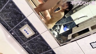 FC2PPV4672298 中出一个可爱甜美的女学生，拥有眨眼的眼睛和完美的身材[第3部分]