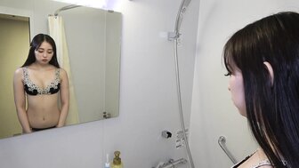 FC2PPV4682685 拥有敏感阴户的黑发美女被许多男人连续中出[第6部分]