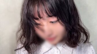 FC2PPV4697605 中出18岁白皙少女，保证让她怀孕[第1部分]