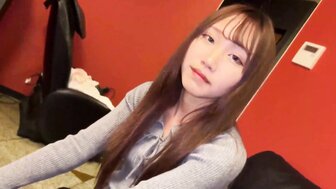 FC2PPV4701049 像对待自慰杯一样对待一个可爱的女孩，浓浓的精液在她的阴户里[第1部分]
