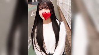 FC2PPV4712262 与可爱的美女做爱