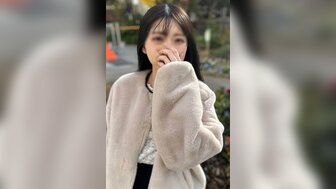 FC2PPV4708246 皮肤白皙、身材苗条的美女乞求中出
