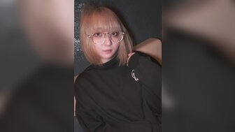 FC2PPV4731301 18岁声优练习生在网吧压低声音偷偷做爱