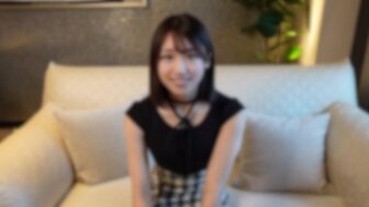 FC2PPV4736949 可爱又精致的女大学生太可爱了，非常喜欢鸡巴