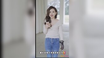 粉丝几乎操色情女演员，她达到了高潮