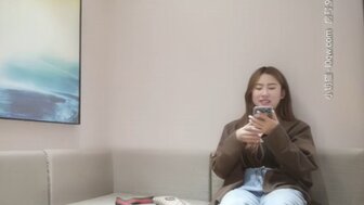 他妈的美丽的女孩，呻吟得如此性感