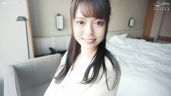 229SCUTE1243 可爱的女孩因为很长时间没有做爱而感到紧张