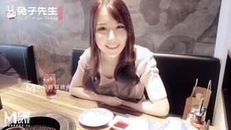 TZ067 漂亮女孩和糖爹做爱