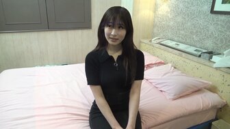 FC2PPV3059148 强硬地操漂亮女孩，她性感地呻吟着[第1部分]