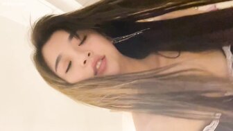 他妈的漂亮女仆女朋友[1]