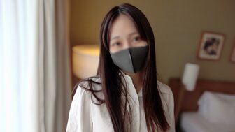 FC2PPV3070213 擅长口交的中出白皙美女