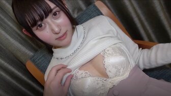 FC2PPV3079995 皮肤白皙的少女潮吹高潮和呻吟声不可阻挡[第1部分]