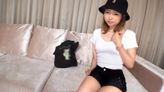 200GANA2549 从街上捡起可爱的皮肤白皙的女孩并让她射精