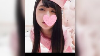 FC2PPV3169683 可爱的护士得到喷射性高潮，她的爱汁滴在周围