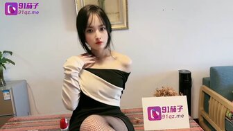 哥哥操他饥渴的妹妹